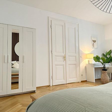 Designer Apartment Near Main Station Wien Ngoại thất bức ảnh